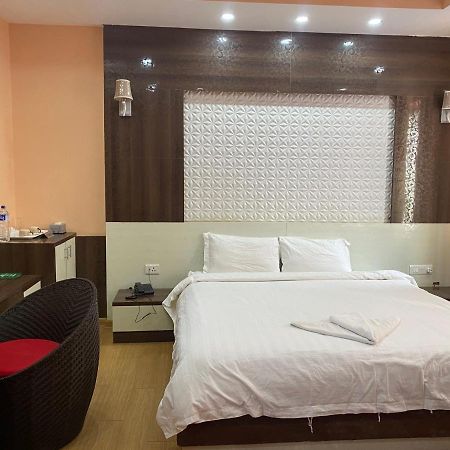 Hotel Gorkha Palace Pvt. Ltd מראה חיצוני תמונה